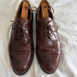 Mezlan, genuine crocodile Princeton style oxfords, size 9.5 M in men’s